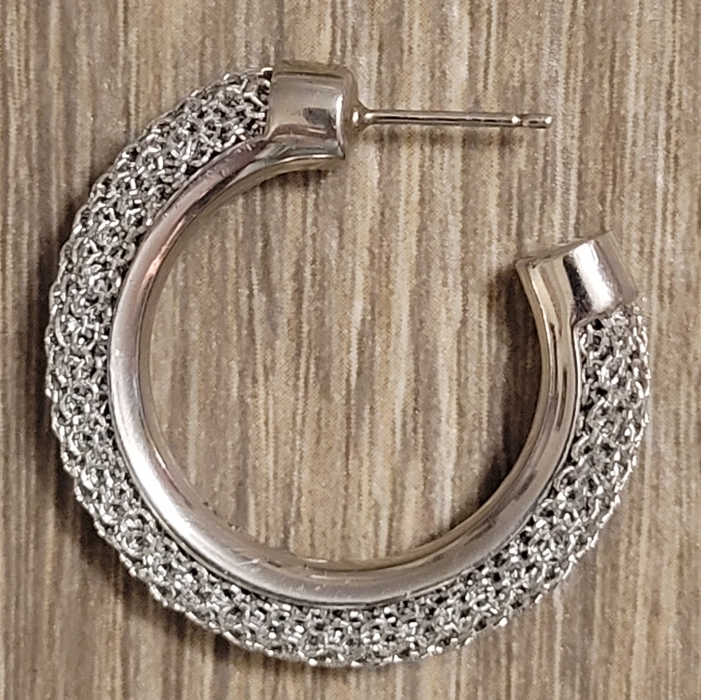 Elegant Silver Mesh Hoop Earrings - Picture 9 of 11